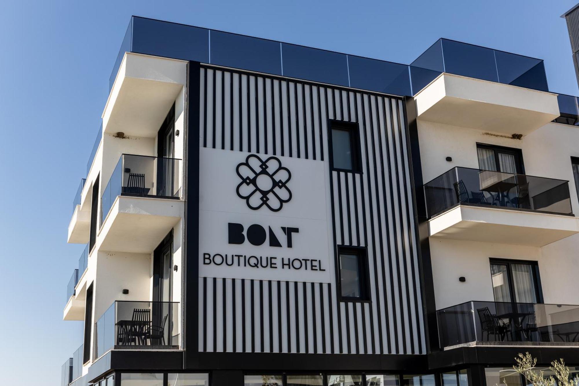 Bolt Boutique Hotel Lezhë Exterior foto