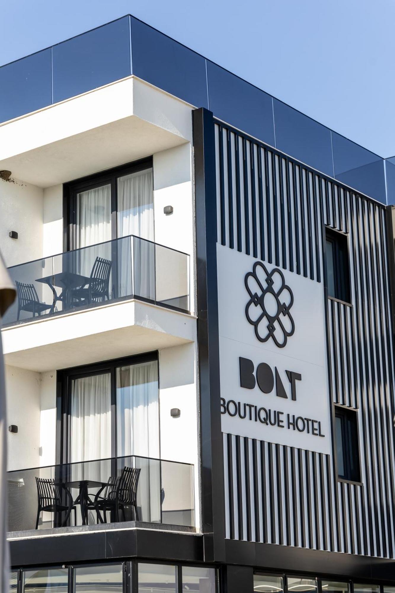 Bolt Boutique Hotel Lezhë Exterior foto