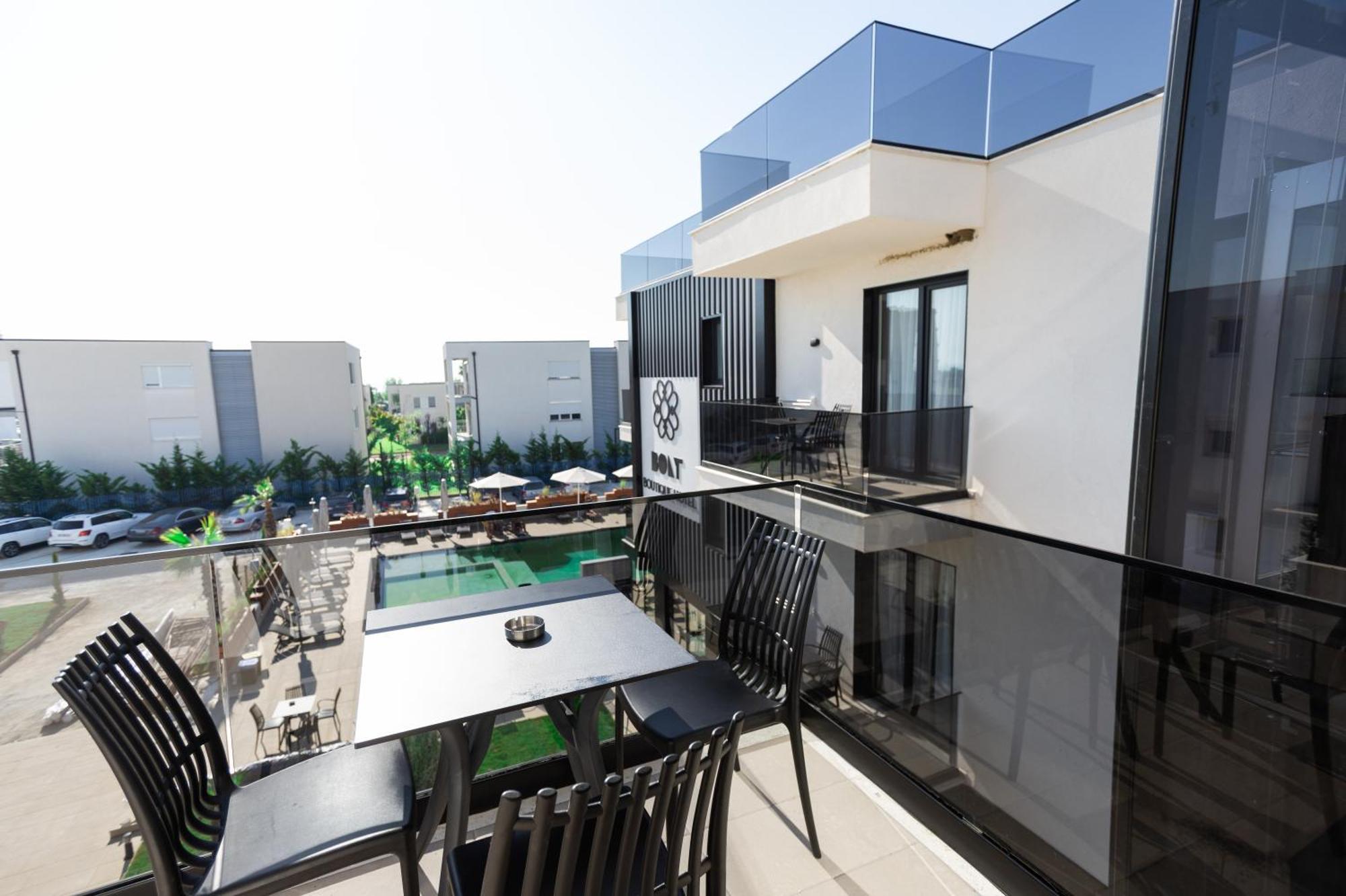 Bolt Boutique Hotel Lezhë Exterior foto